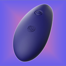 Load image into Gallery viewer, Icicle No. 83 VIBRATING GLASS PLUG