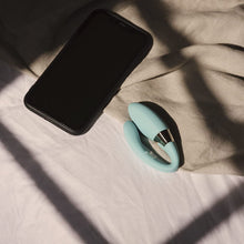 Load image into Gallery viewer, TIANI HARMONY COUPLES MASSAGER